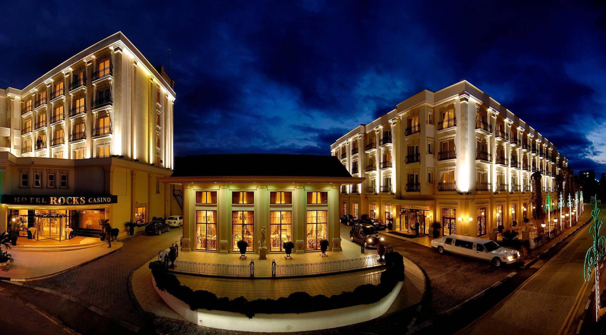Rocks Hotel & Casino Kyrenia  Exterior foto